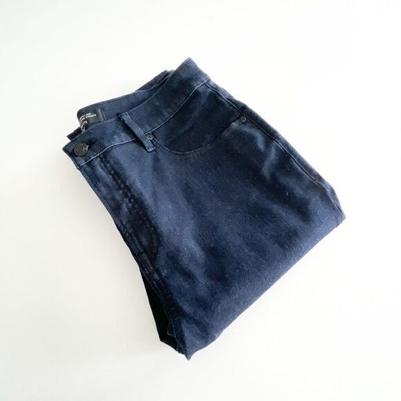 RW & Co // High Rise // Skinny Leg // Size 31 // EUC - Picture 7 of 7